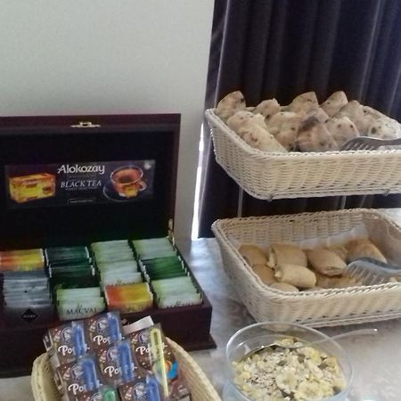 Garni Hotel Crystal Ice Ниш Екстер'єр фото