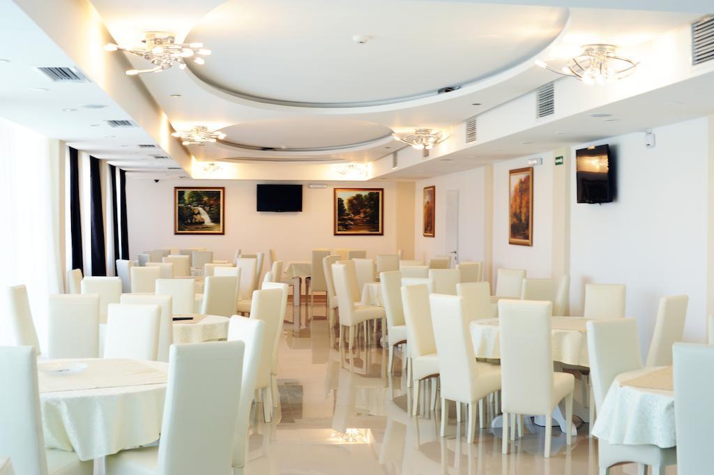 Garni Hotel Crystal Ice Ниш Екстер'єр фото