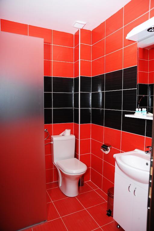 Garni Hotel Crystal Ice Ниш Номер фото