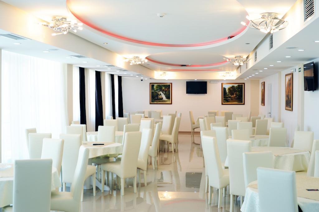 Garni Hotel Crystal Ice Ниш Екстер'єр фото